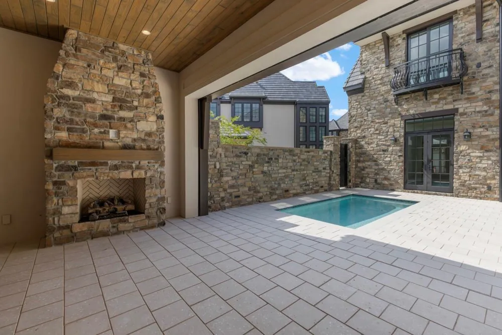 10335 WINTER SPARKLE CIRCLE Golden Oak, FL 32836