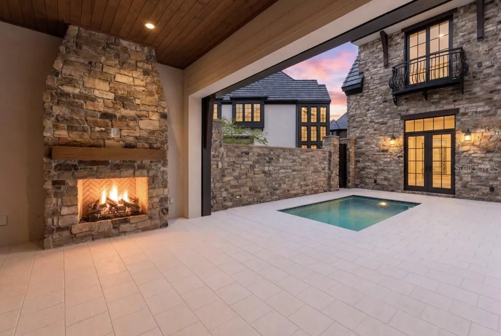 10335 WINTER SPARKLE CIRCLE Golden Oak, FL 32836