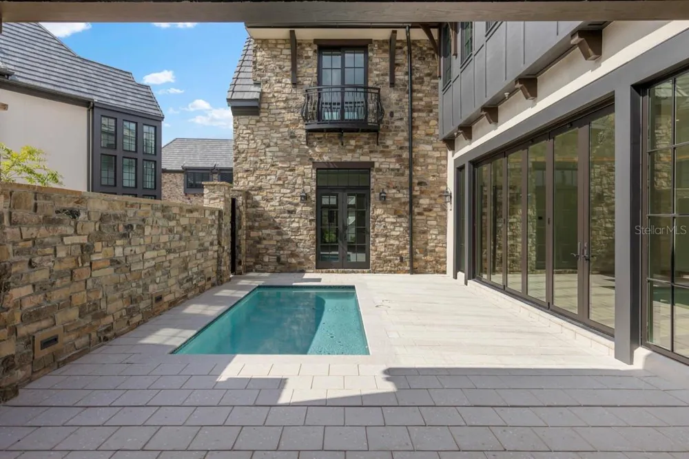 10335 WINTER SPARKLE CIRCLE Golden Oak, FL 32836