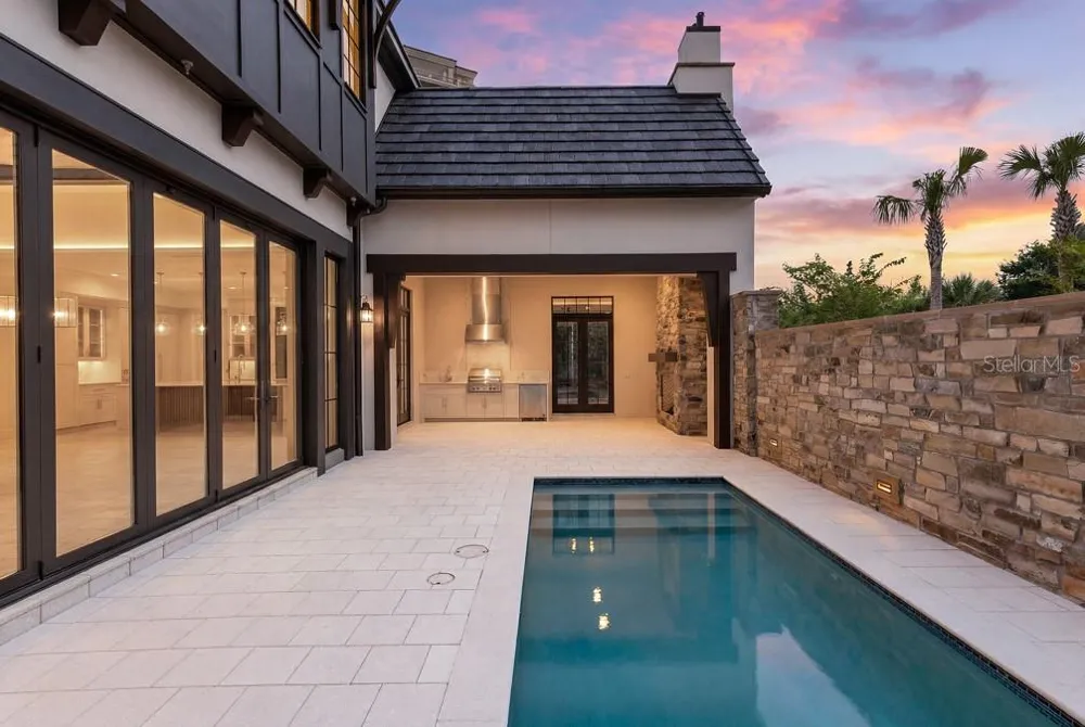 10335 WINTER SPARKLE CIRCLE Golden Oak, FL 32836
