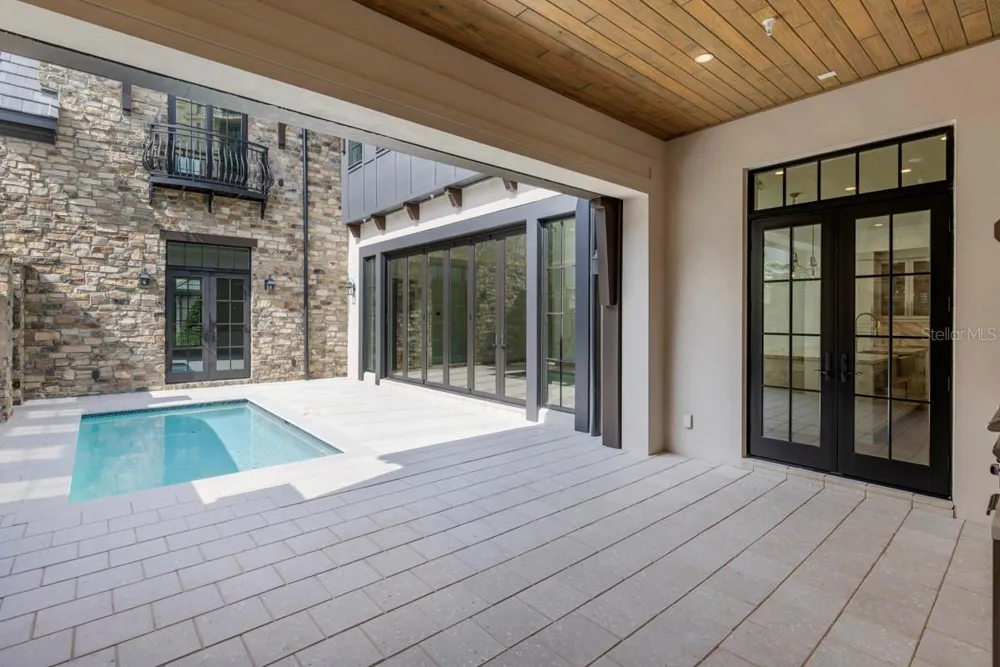 10335 WINTER SPARKLE CIRCLE Golden Oak, FL 32836