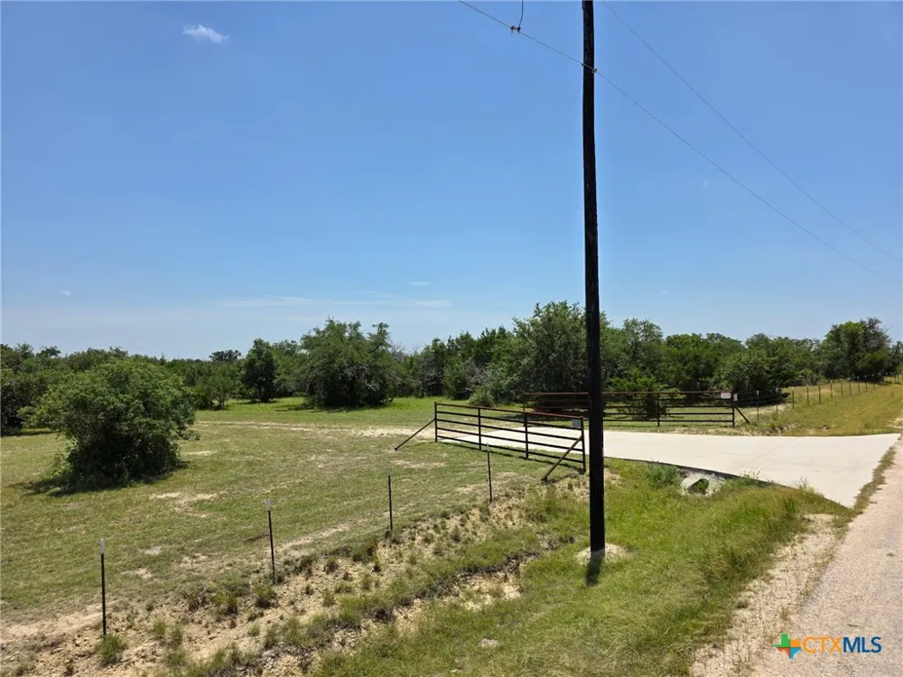 237 Oak Glen Lane Briggs, TX 78608