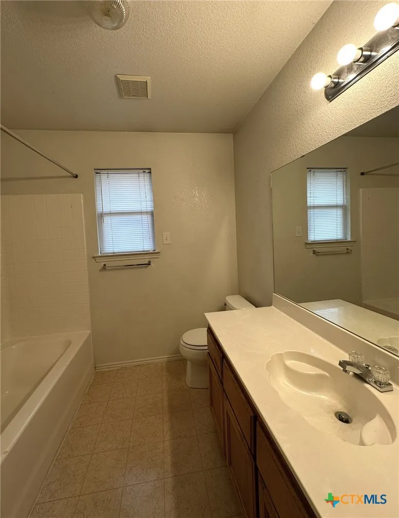 201 Janelle Drive #B Copperas Cove, TX 76522