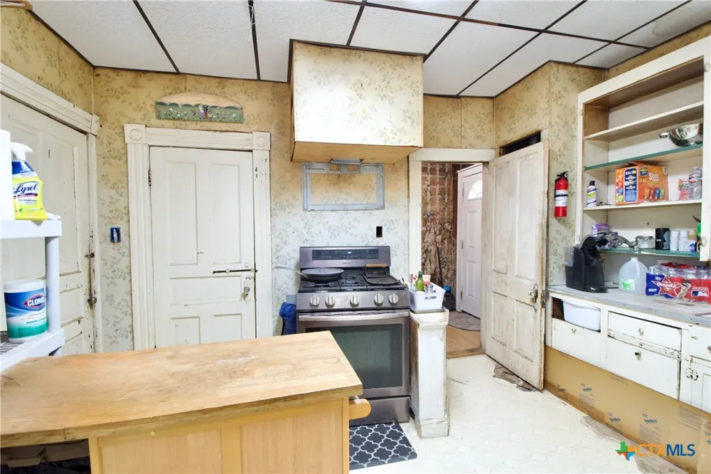 216 Fortune Street Marlin, TX 76661