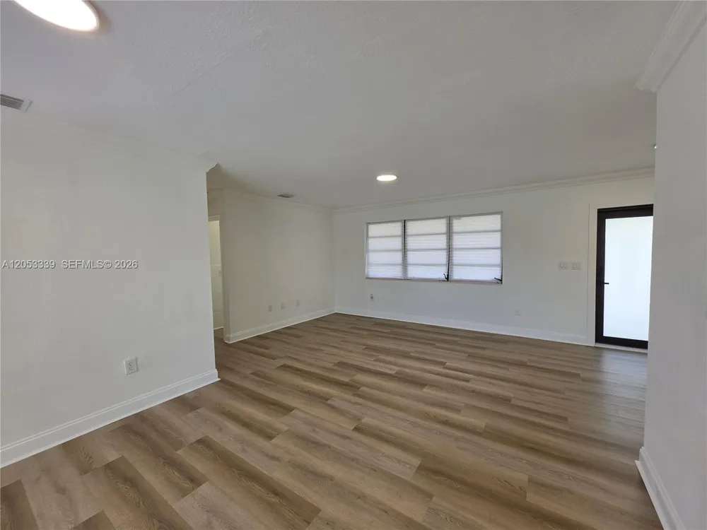 19225 Franjo Rd Cutler Bay, FL 33157