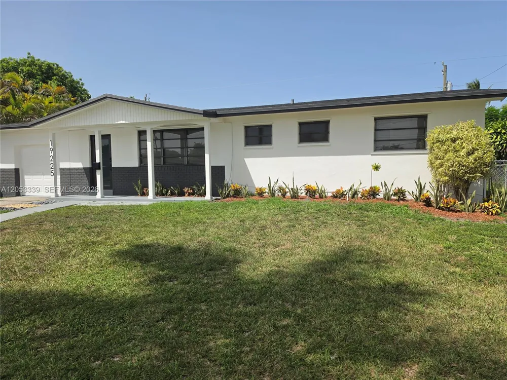 19225 Franjo Rd Cutler Bay, FL 33157