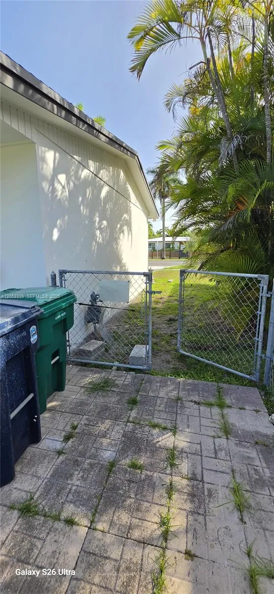 19225 Franjo Rd Cutler Bay, FL 33157