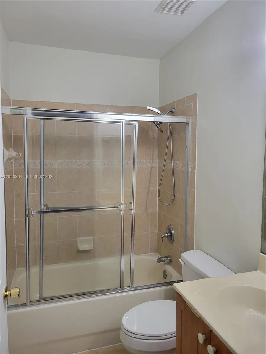 2578 SW 82 AV #101 Miramar, FL 33025