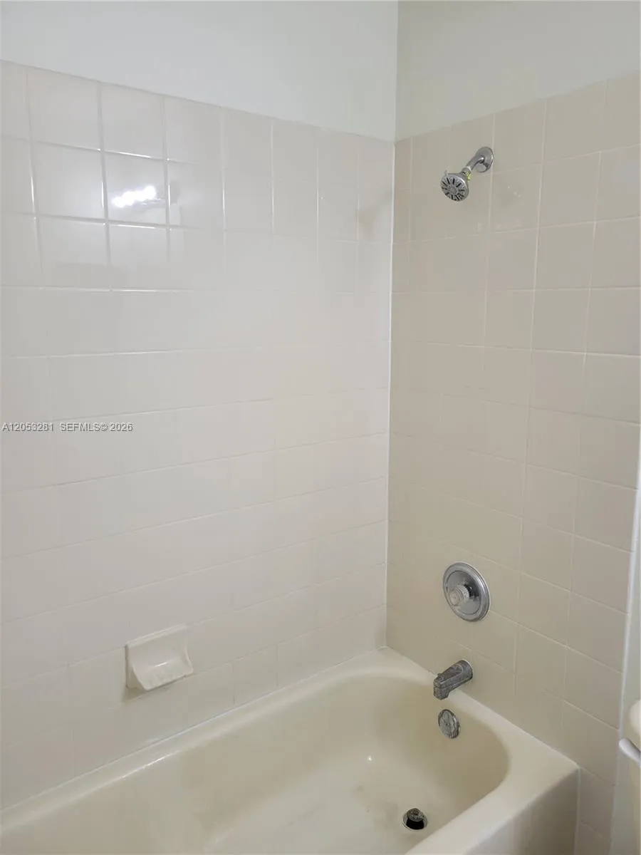 2578 SW 82 AV #101 Miramar, FL 33025