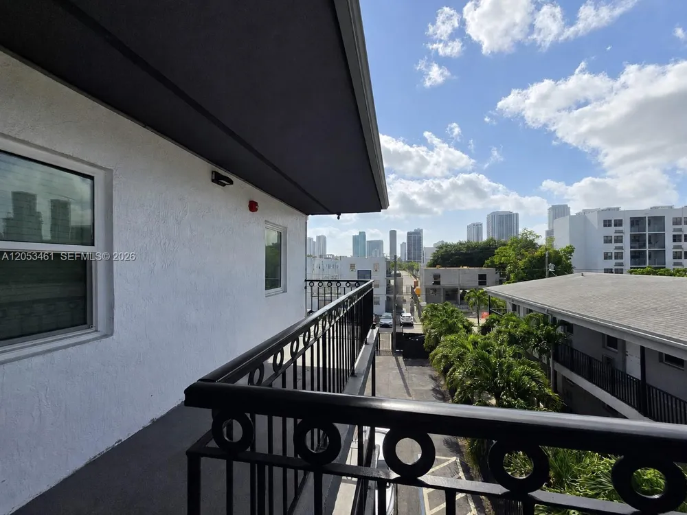 1767 NW 3rd Ave #17 Miami, FL 33136