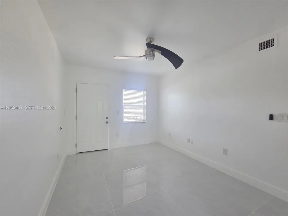 1767 NW 3rd Ave #17 Miami, FL 33136