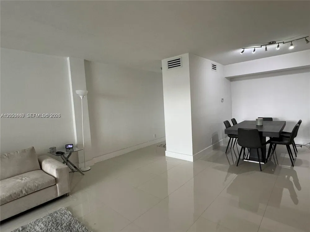 9381 E Bay Harbor Dr #302S Bay Harbor Islands, FL 33154
