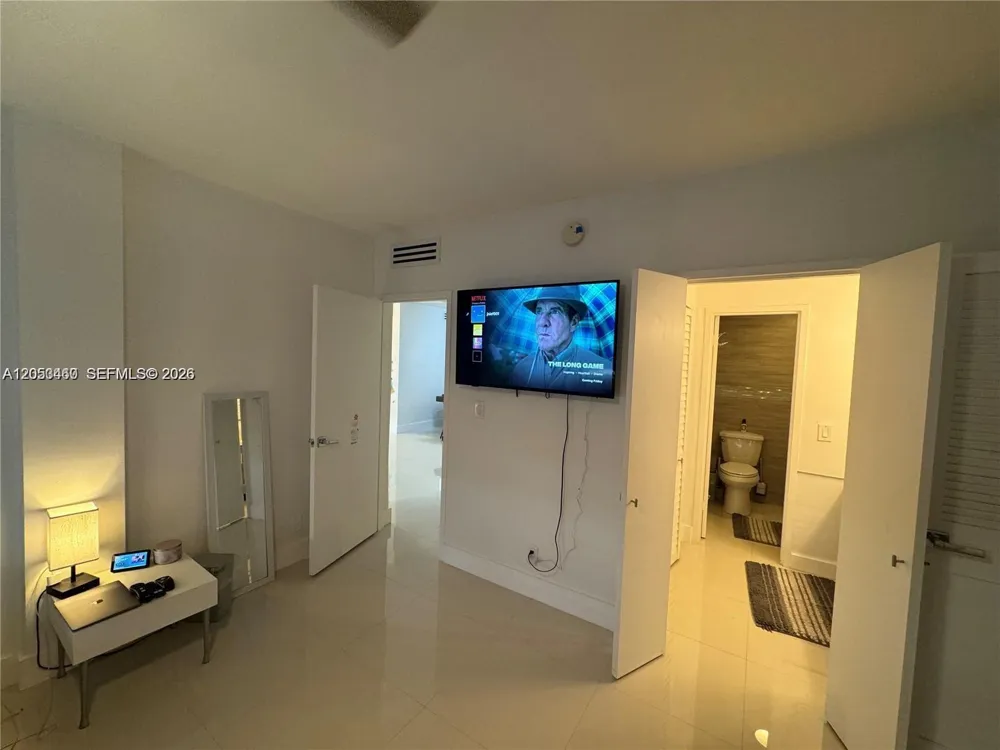 9381 E Bay Harbor Dr #302S Bay Harbor Islands, FL 33154