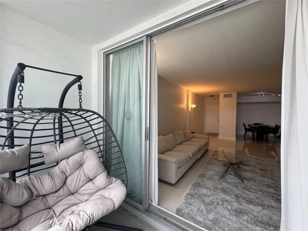 9381 E Bay Harbor Dr #302S Bay Harbor Islands, FL 33154