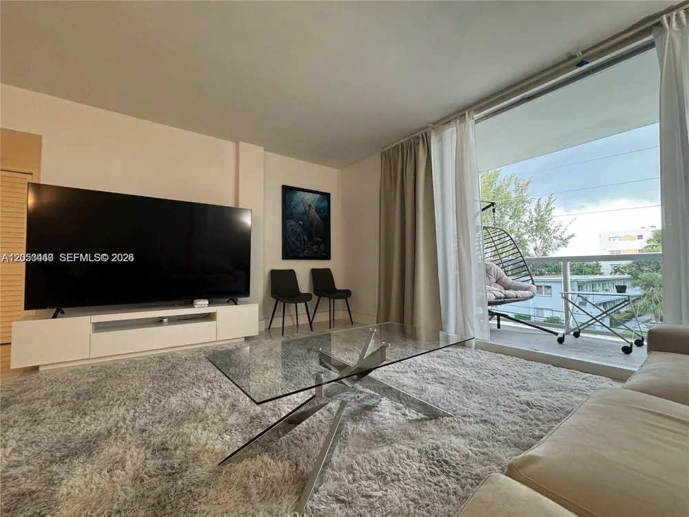 9381 E Bay Harbor Dr #302S Bay Harbor Islands, FL 33154