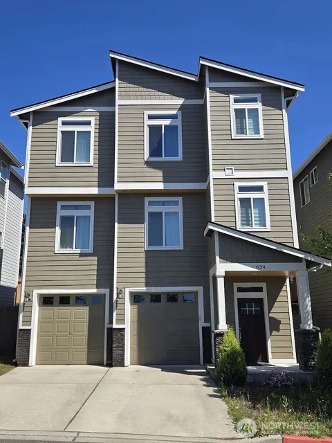634 NW Gardenia Way