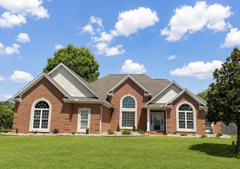 9 Barrymore Cv