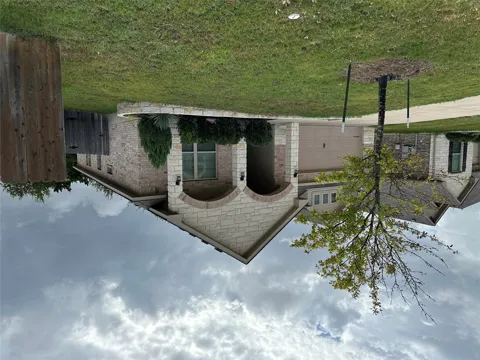 5139 Dickinson Loop