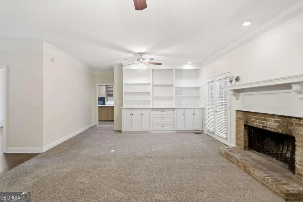 30 Rainey RDG Oxford, GA 30054