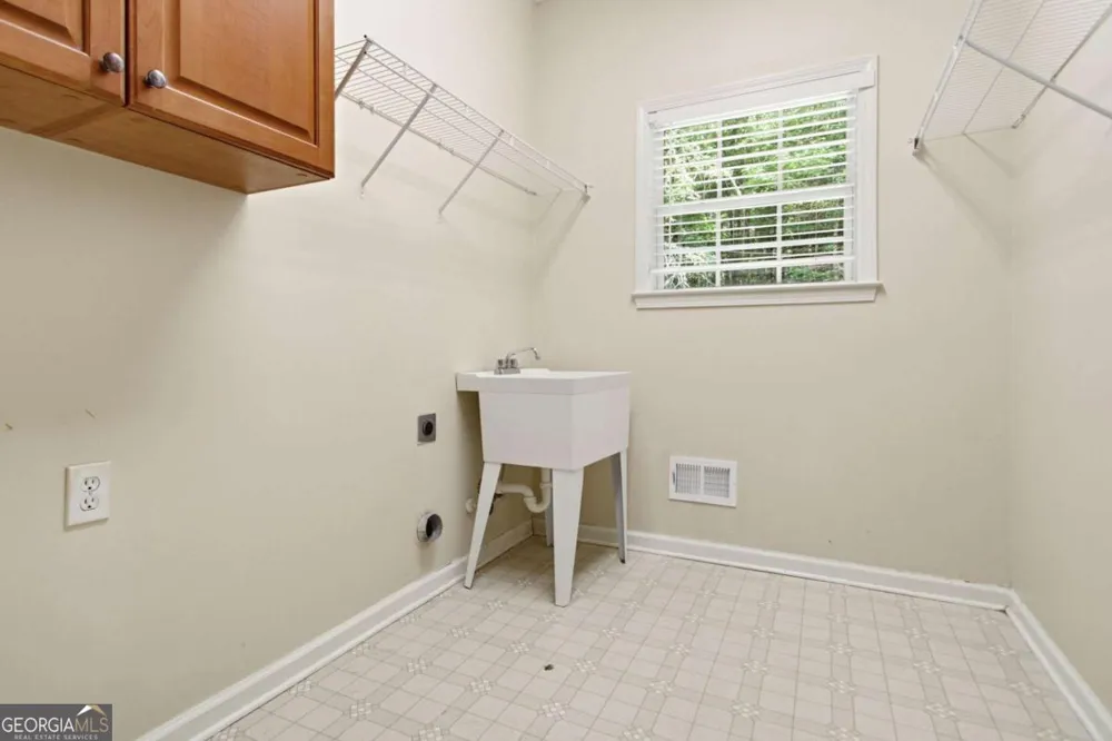 30 Rainey RDG Oxford, GA 30054