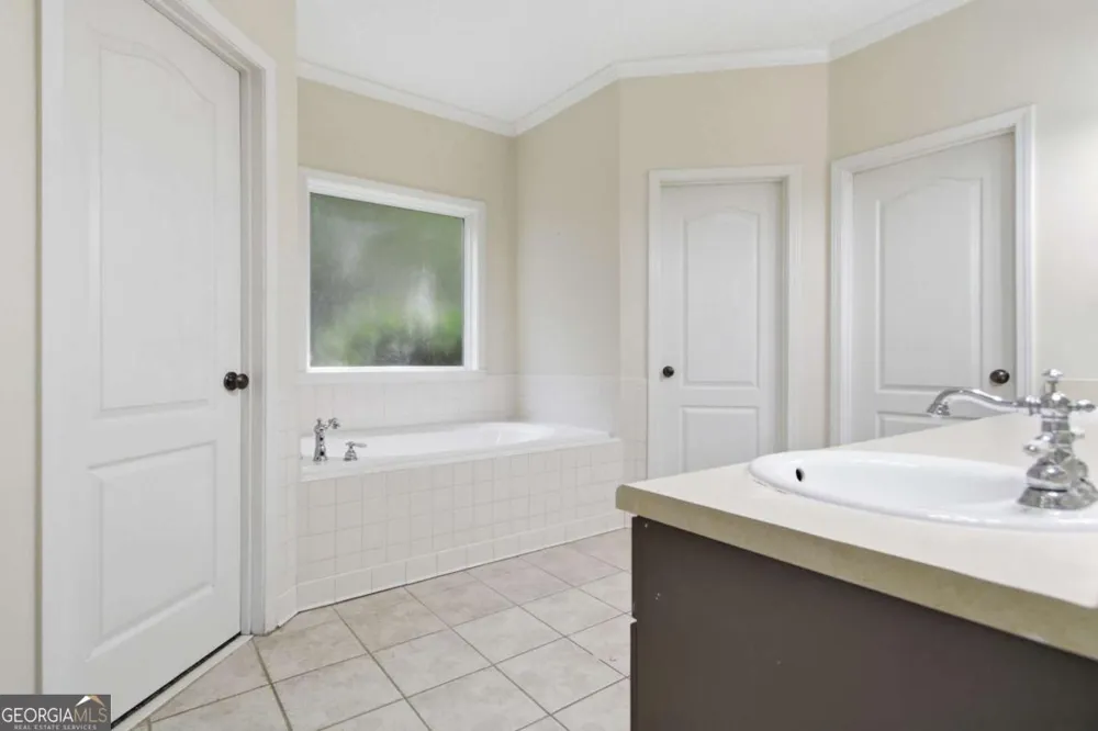 30 Rainey RDG Oxford, GA 30054