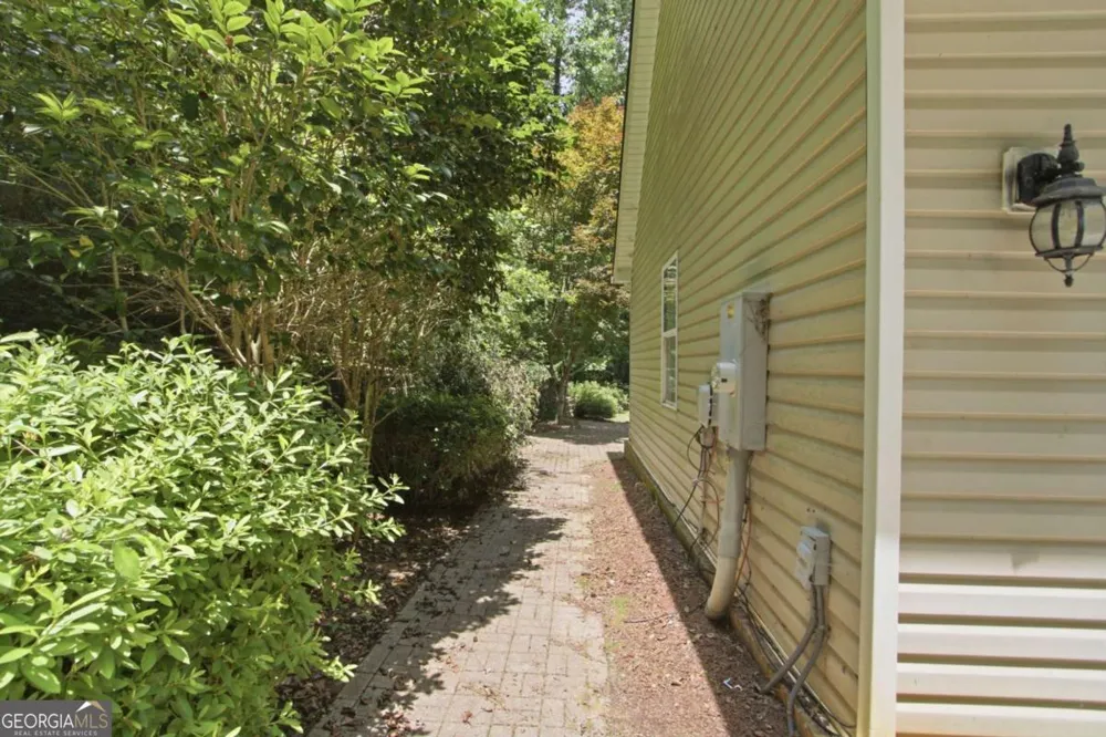 30 Rainey RDG Oxford, GA 30054