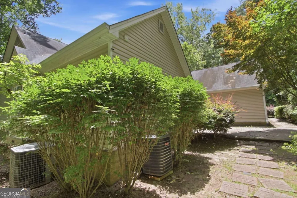 30 Rainey RDG Oxford, GA 30054