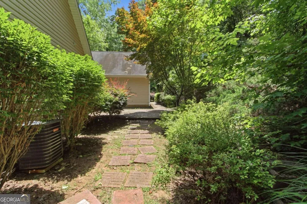 30 Rainey RDG Oxford, GA 30054