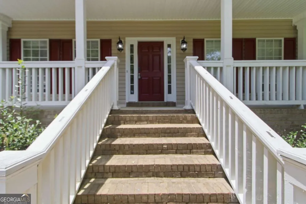 30 Rainey RDG Oxford, GA 30054