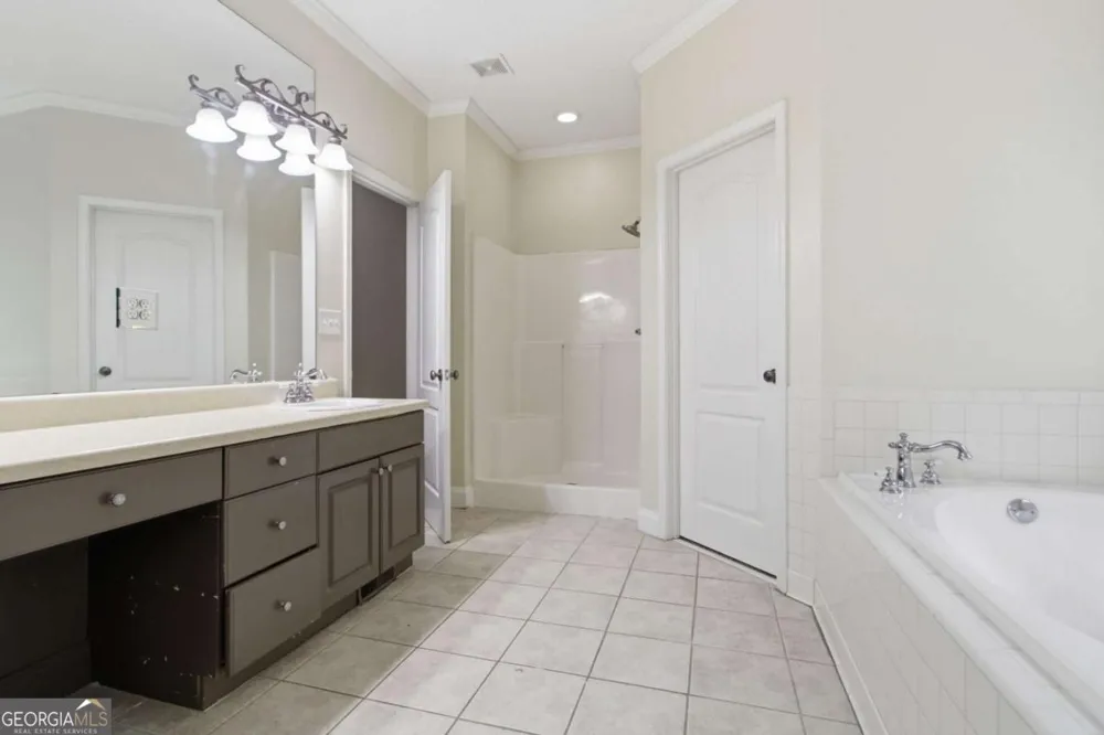 30 Rainey RDG Oxford, GA 30054