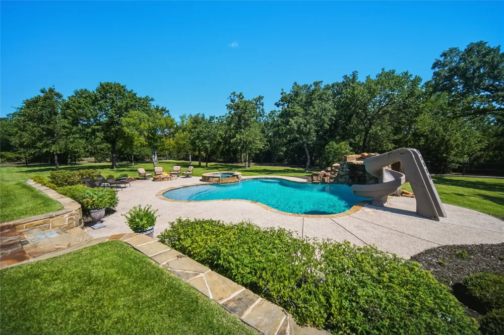 470 Granite Way Jacksboro, TX 76458