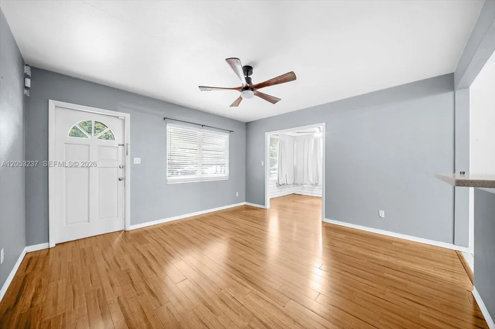 4946 2nd Ave N ST PETERSBURG Other City - In The State Of Florida, FL 33710
