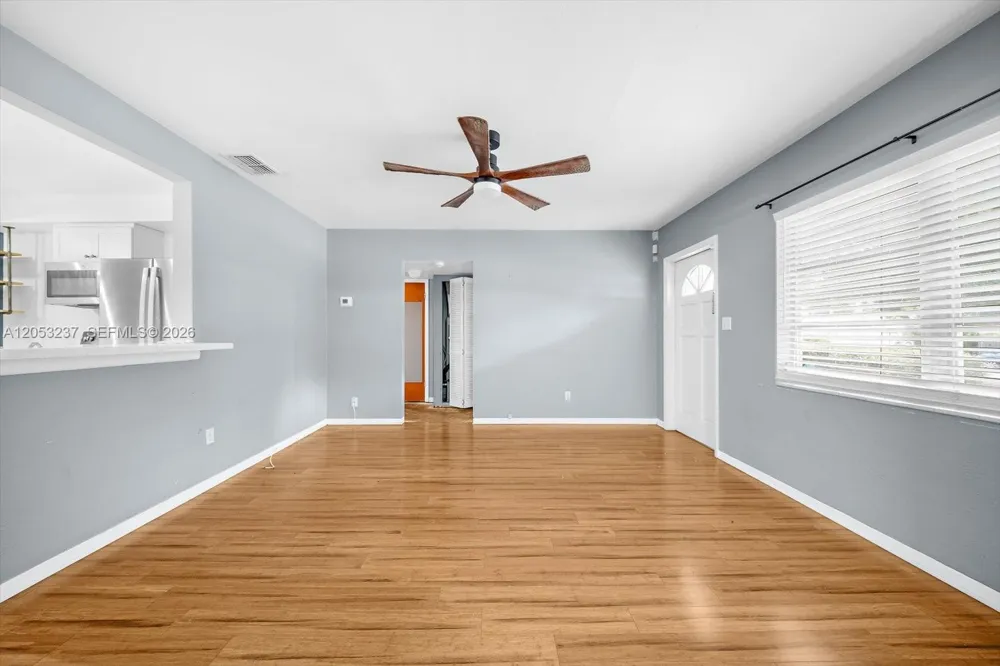 4946 2nd Ave N ST PETERSBURG Other City - In The State Of Florida, FL 33710