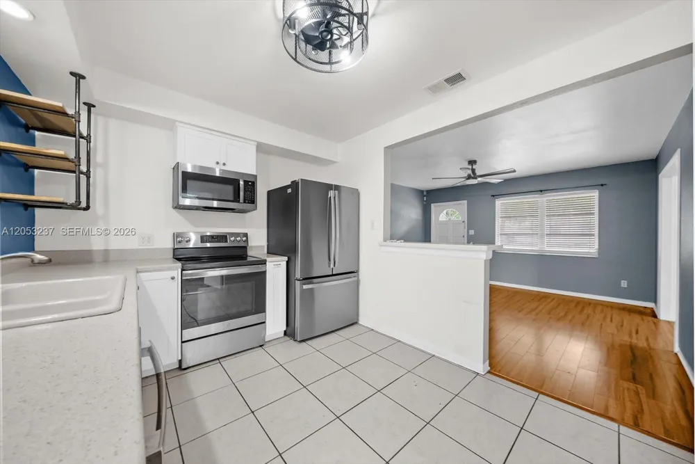 4946 2nd Ave N ST PETERSBURG Other City - In The State Of Florida, FL 33710
