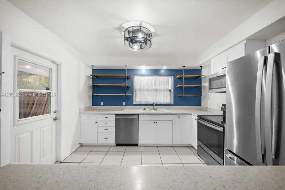 4946 2nd Ave N ST PETERSBURG Other City - In The State Of Florida, FL 33710