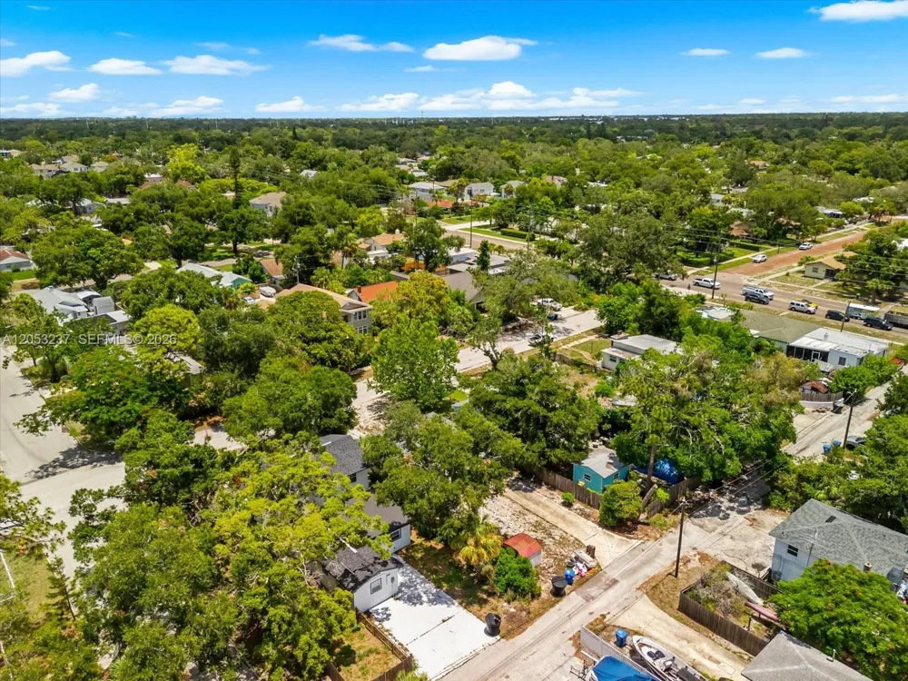 4946 2nd Ave N ST PETERSBURG Other City - In The State Of Florida, FL 33710