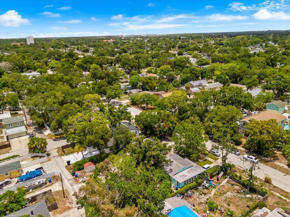4946 2nd Ave N ST PETERSBURG Other City - In The State Of Florida, FL 33710