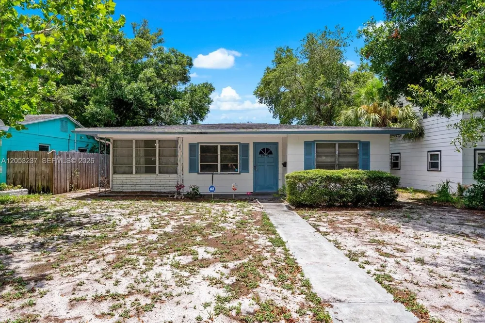 4946 2nd Ave N ST PETERSBURG Other City - In The State Of Florida, FL 33710