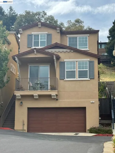 408 Colina Way