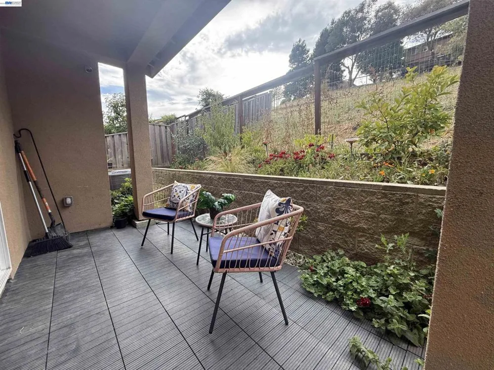 408 Colina Way El Sobrante, CA 94803