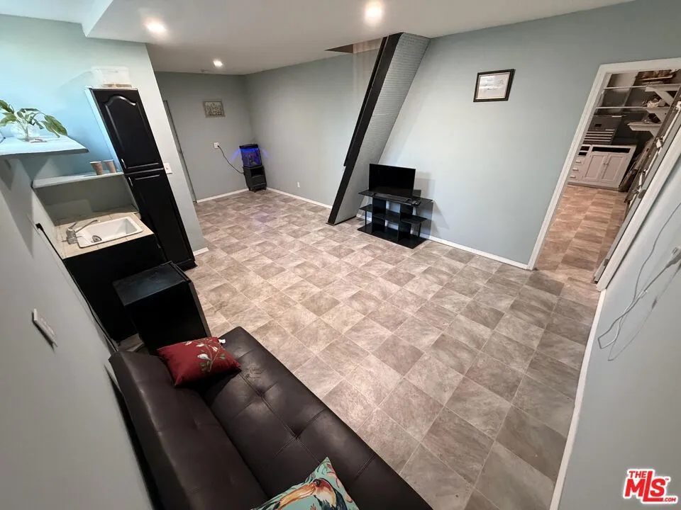 1740 Ohio Avenue Long Beach, CA 90804