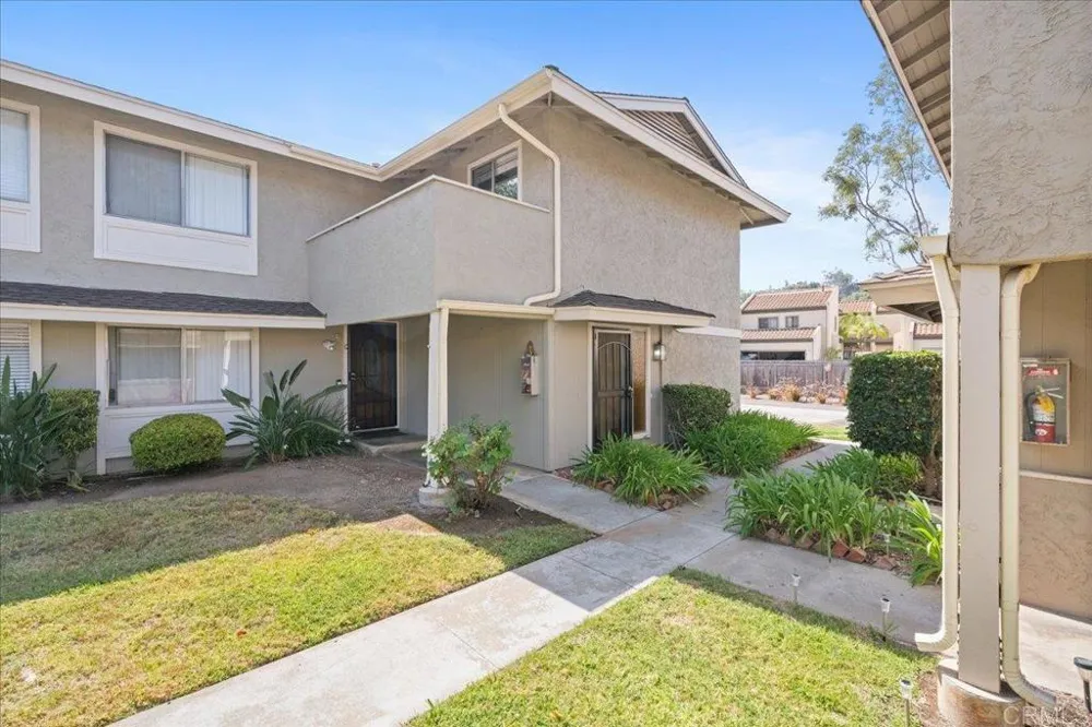 983 Amistad Place #D El Cajon, CA 92019