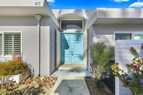 415 E Avenida Granada