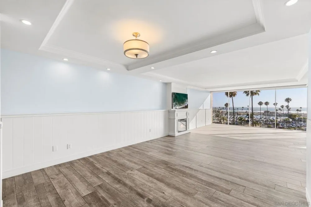 1200 Harbor Drive #3C Oceanside, CA 92054