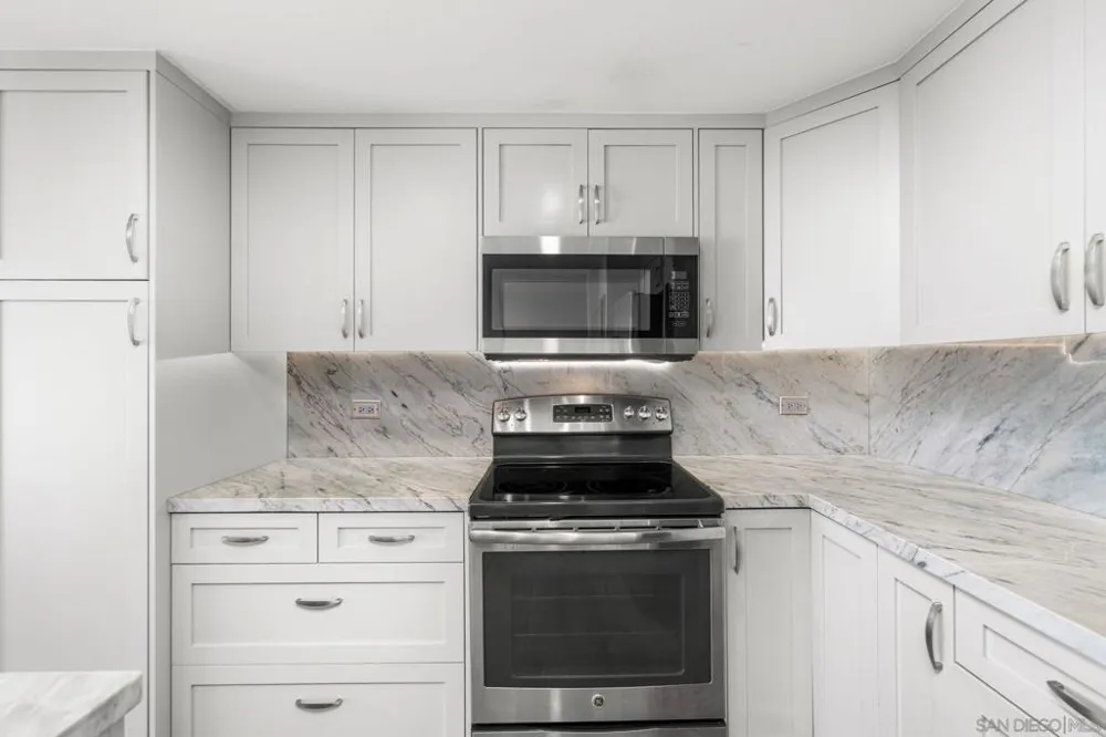 1200 Harbor Drive #3C Oceanside, CA 92054