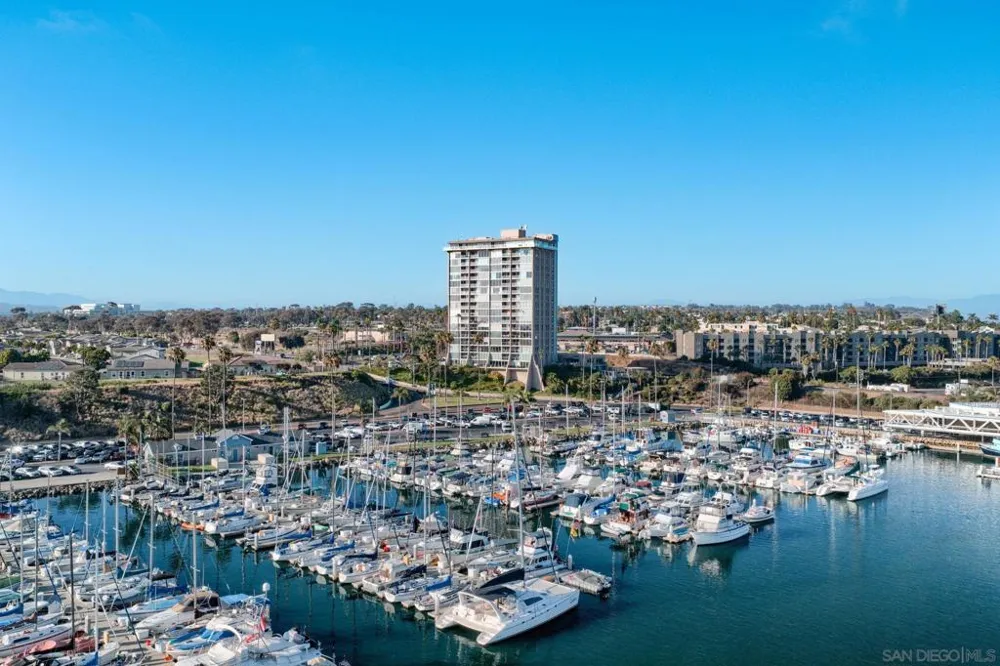 1200 Harbor Drive #3C Oceanside, CA 92054