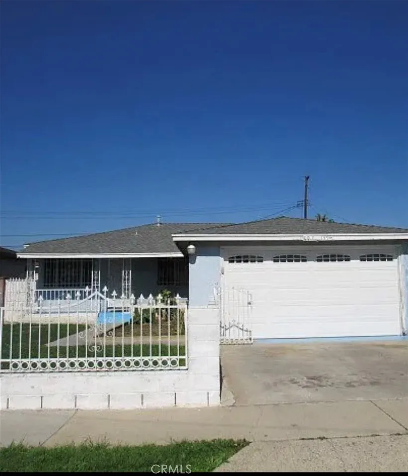 2107 W 159th Compton, CA 90220