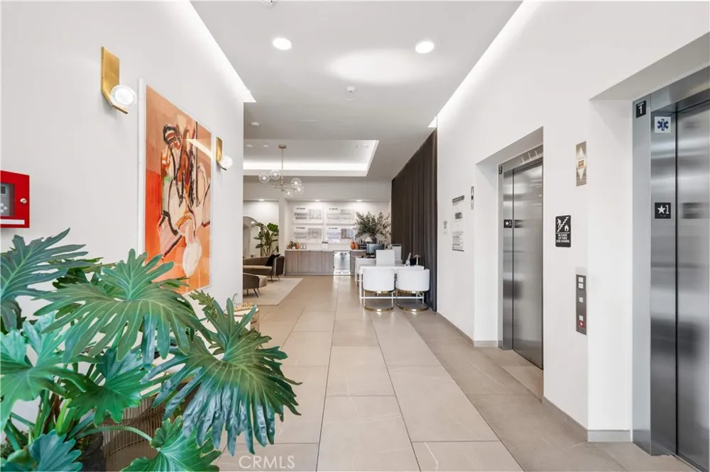 218 El Molino Avenue #303 Pasadena, CA 91101