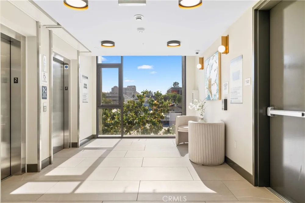 218 El Molino Avenue #303 Pasadena, CA 91101