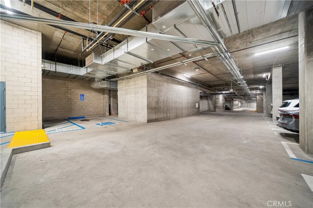 218 El Molino Avenue #303 Pasadena, CA 91101